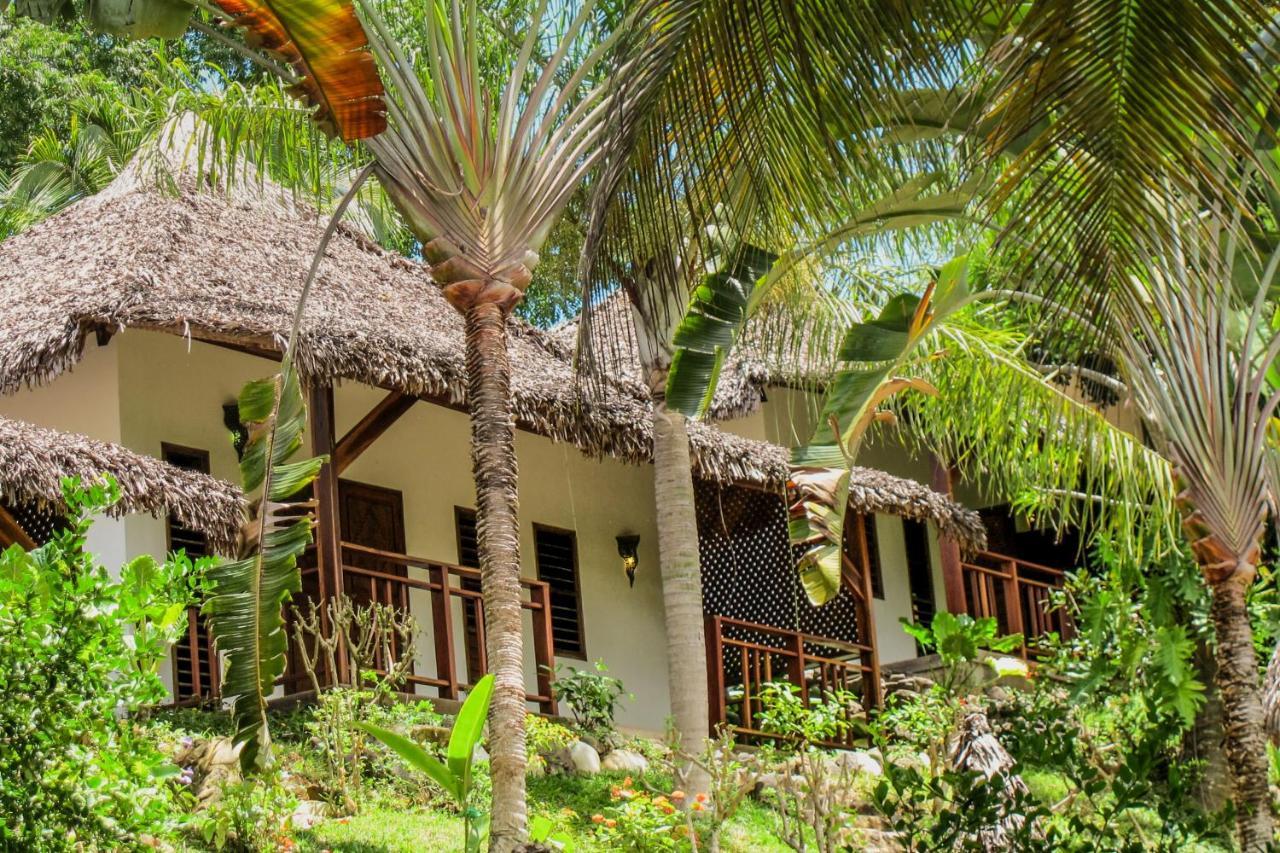 Sakatia Lodge Ampasimena Buitenkant foto
